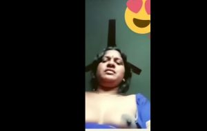 Bhabi showing on videocall